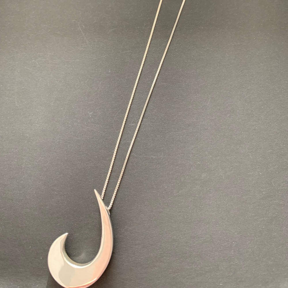 Silver chain and pendant